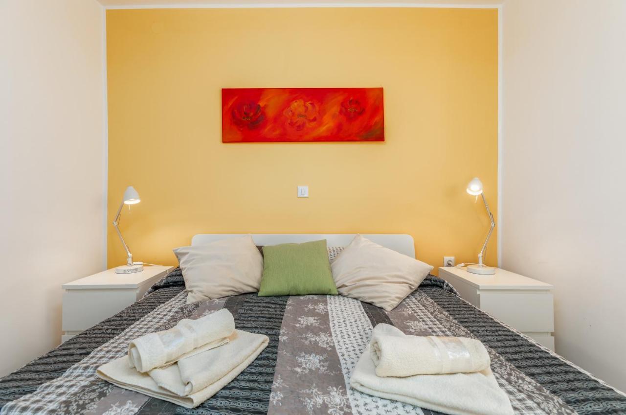 Apartments Hortensia Pula Exterior photo