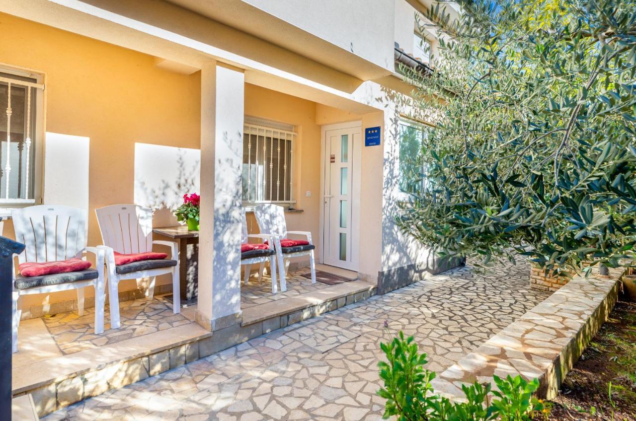 Apartments Hortensia Pula Exterior photo